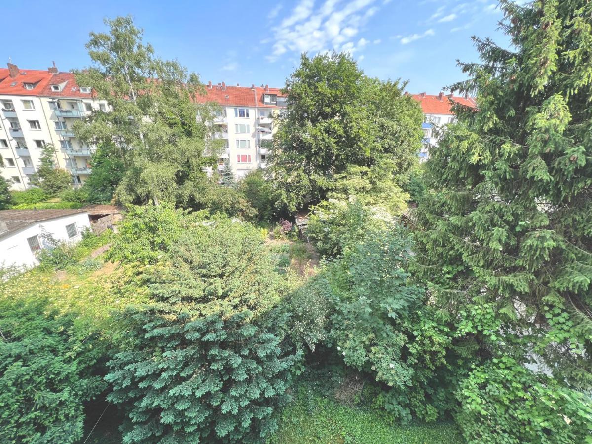 Doppelbett Unterkunft Vahrenwald-List Hannover Eksteriør billede